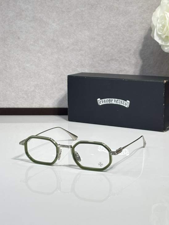 Picture of Chrome Hearts Sunglasses _SKUfw77318301fw
